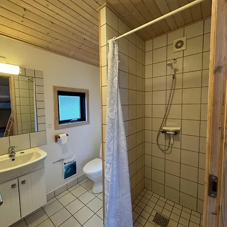 Kalovig Centre * Rønde